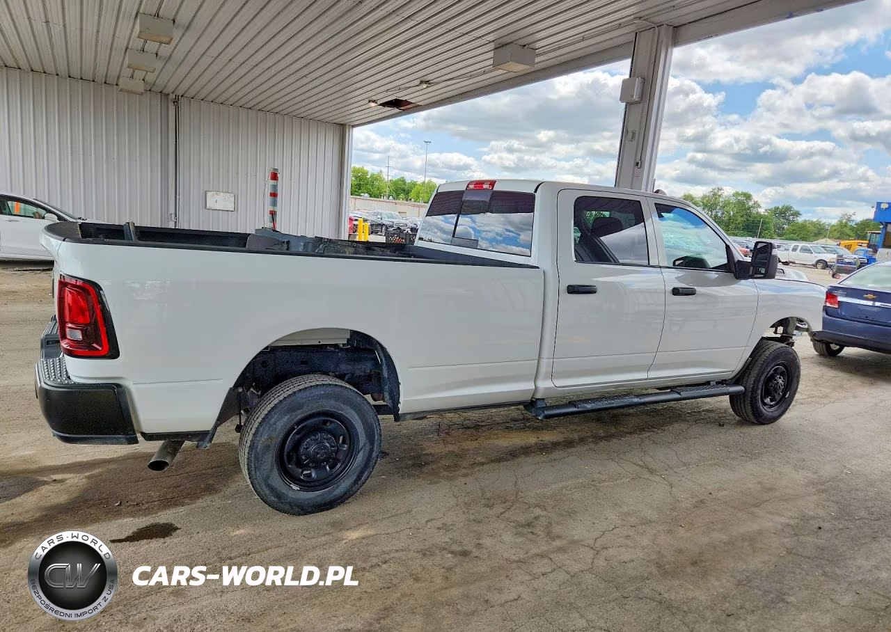2025 Ram 2500 Tradesman VIN:3C6UR5HJ8SG556399 - 3