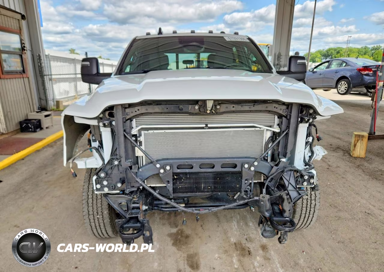 2025 Ram 2500 Tradesman VIN:3C6UR5HJ8SG556399 - 5
