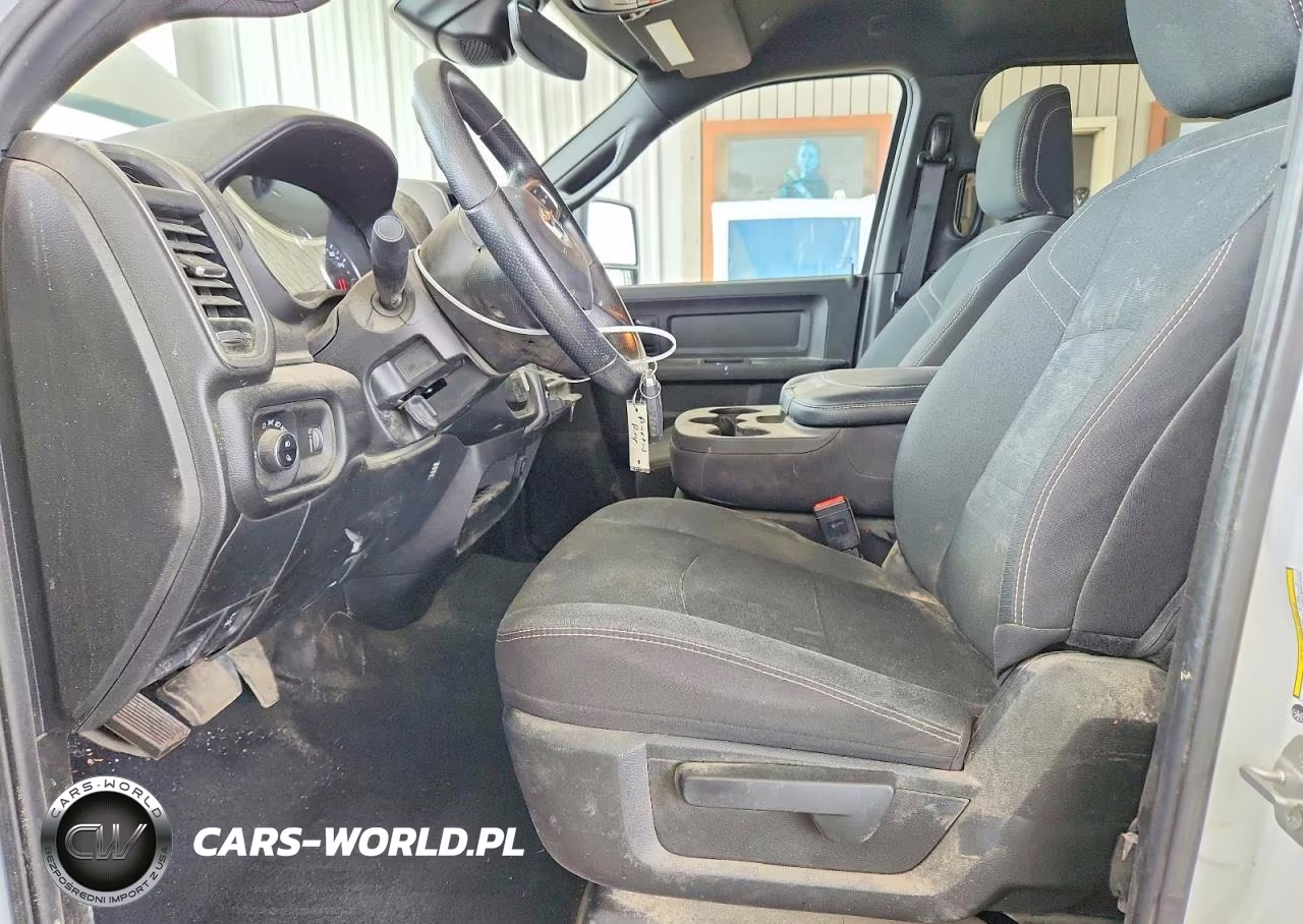 2025 Ram 2500 Tradesman VIN:3C6UR5HJ8SG556399 - 7