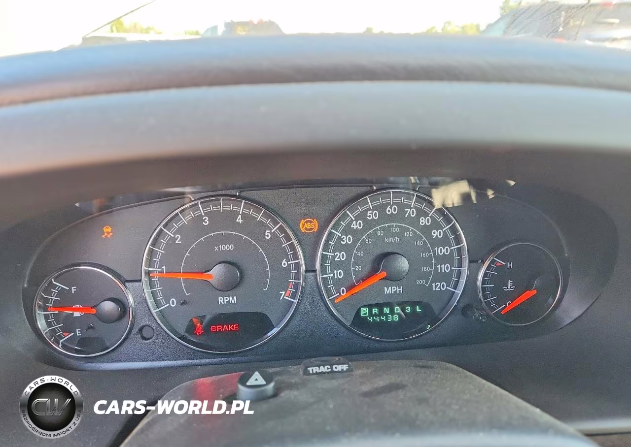 2004 Chrysler Sebring Lxi VIN:1C3EL55RX4N175502 - 9