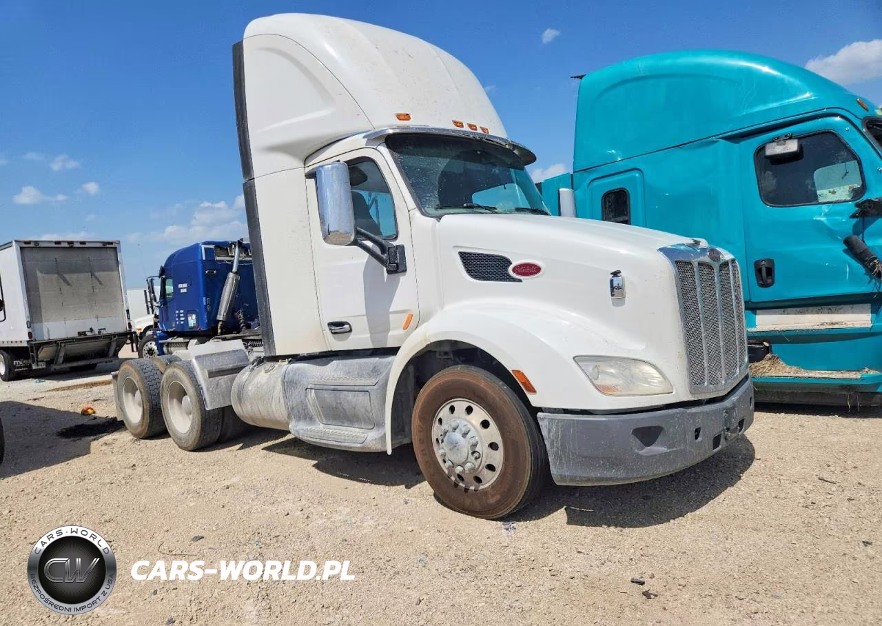 2020 Peterbilt 579 Semi Truck VIN:1XPBDP9X7LD718596 - 13