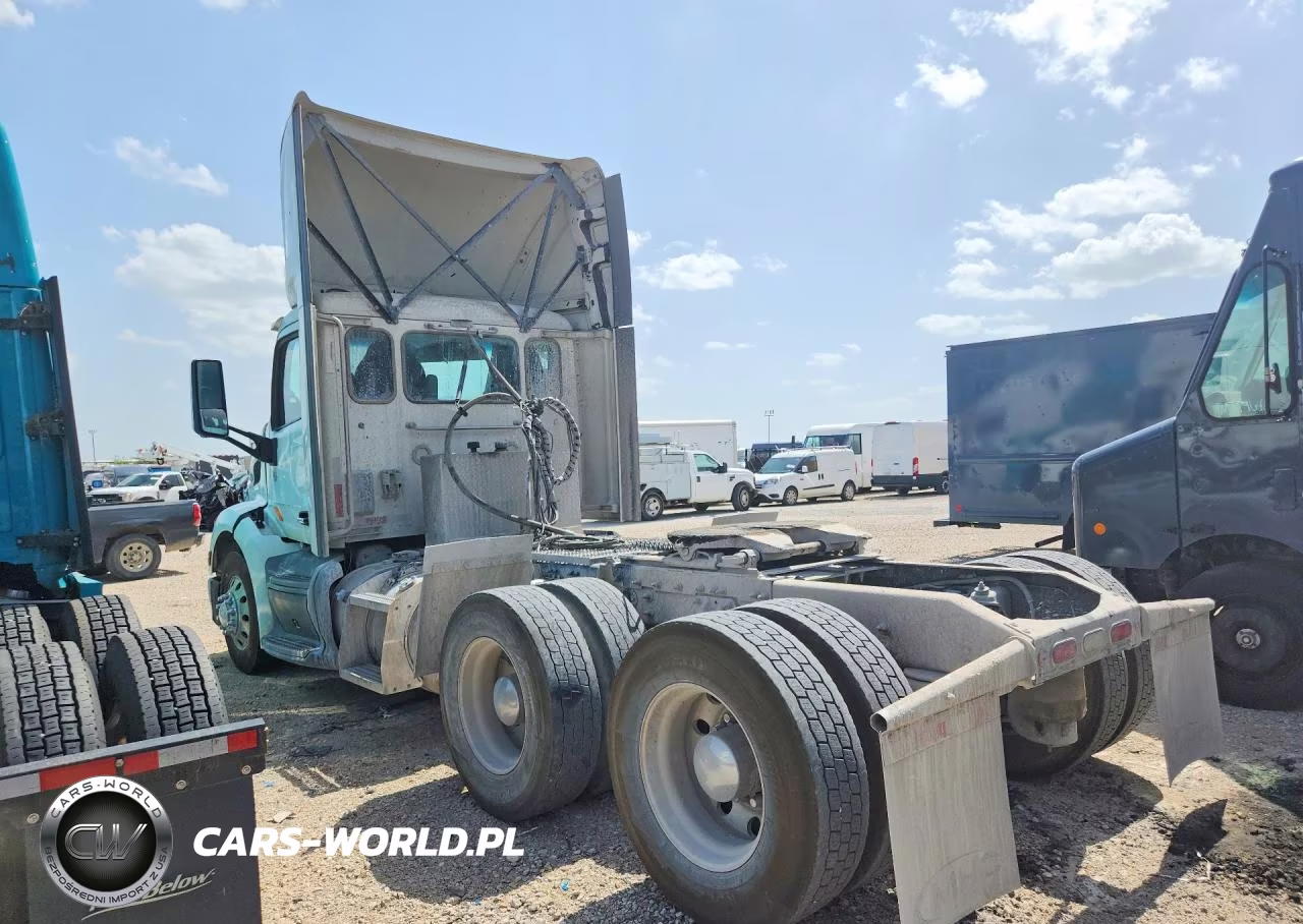 2020 Peterbilt 579 Semi Truck VIN:1XPBDP9X7LD718596 - 2