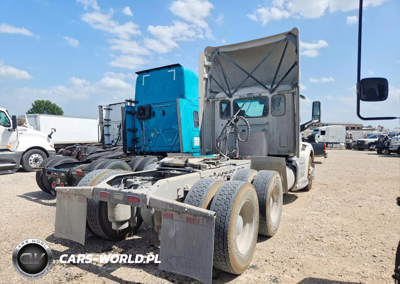 2020 Peterbilt 579 Semi Truck VIN:1XPBDP9X7LD718596 - 3