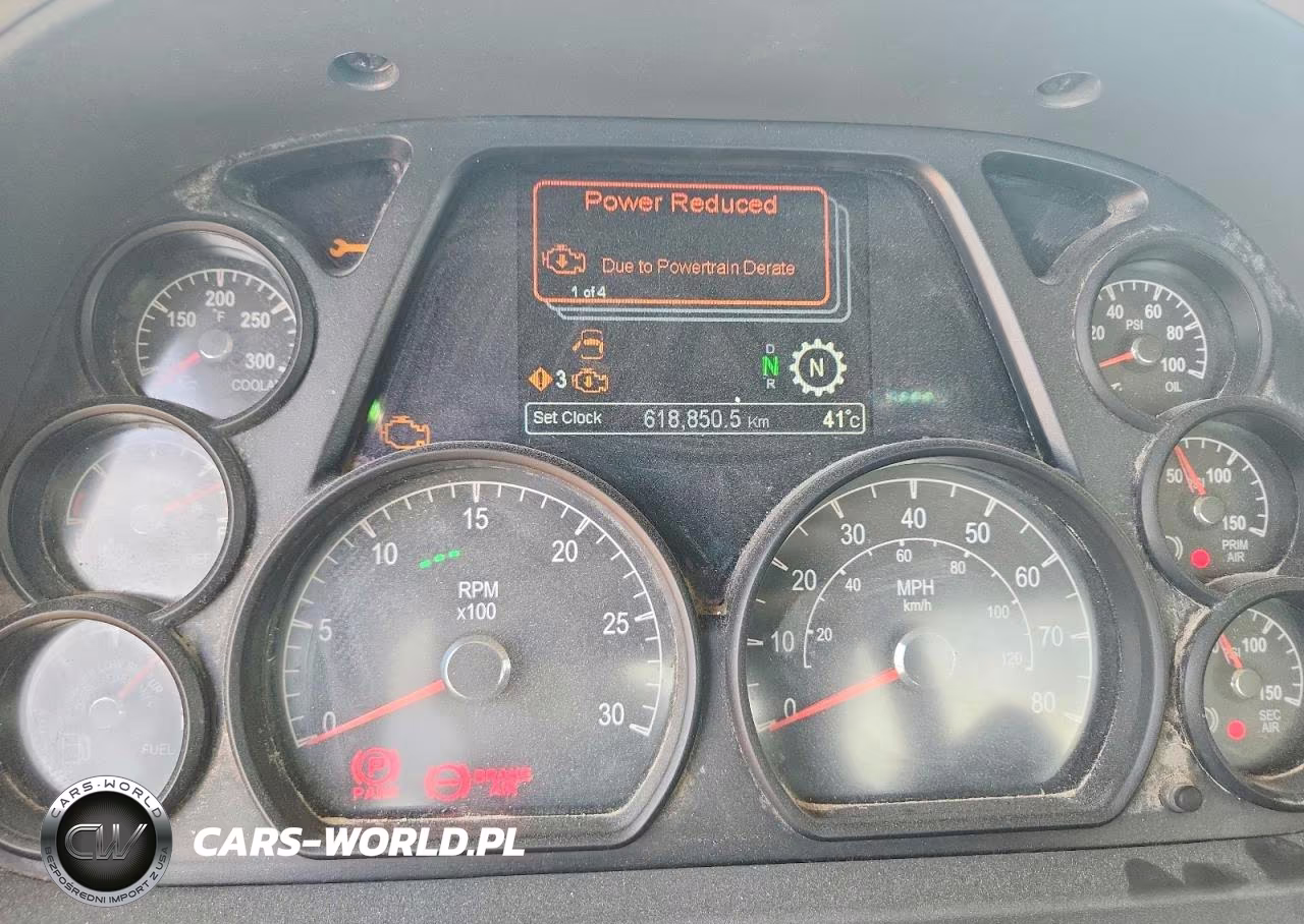 2020 Peterbilt 579 Semi Truck VIN:1XPBDP9X7LD718596 - 9