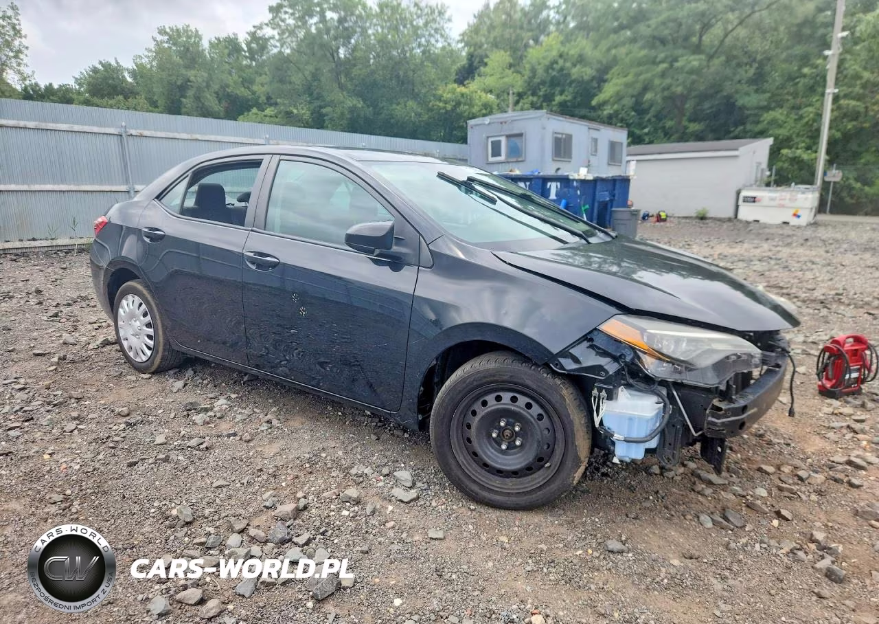 2019 Toyota Corolla Le VIN:2T1BURHEXKC208848 - 4