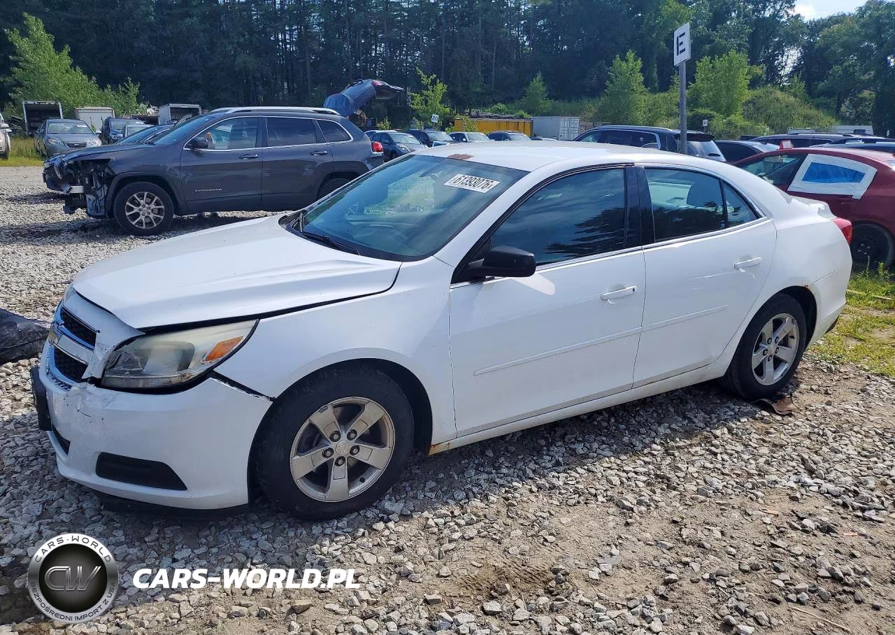 2013 Chevrolet Malibu Ls – zdjęcie 1 z 12