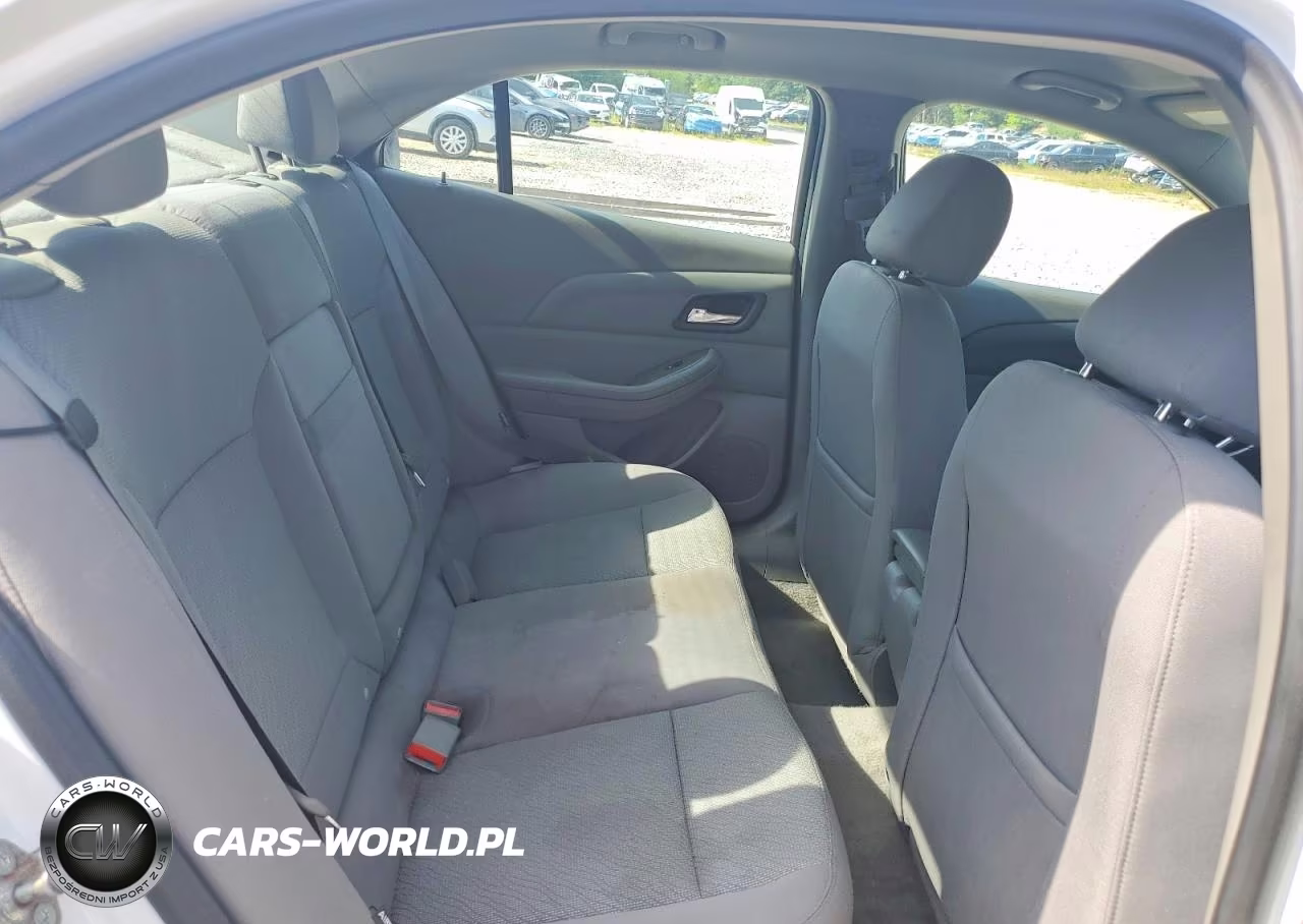 2013 Chevrolet Malibu Ls VIN:1G11B5SA0DF194168 - 10