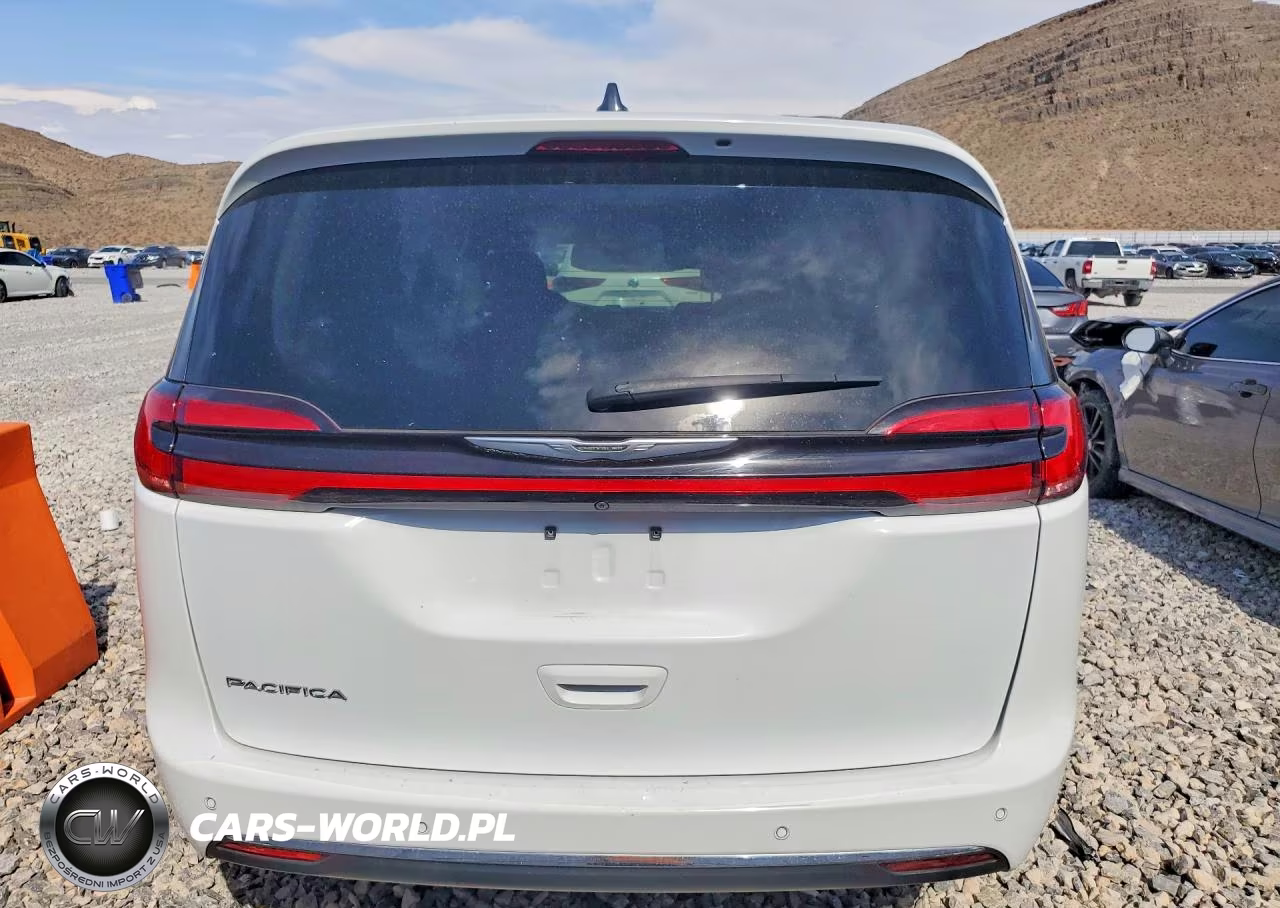 2023 Chrysler Pacifica Touring L VIN:2C4RC1BG4PR531264 - 6