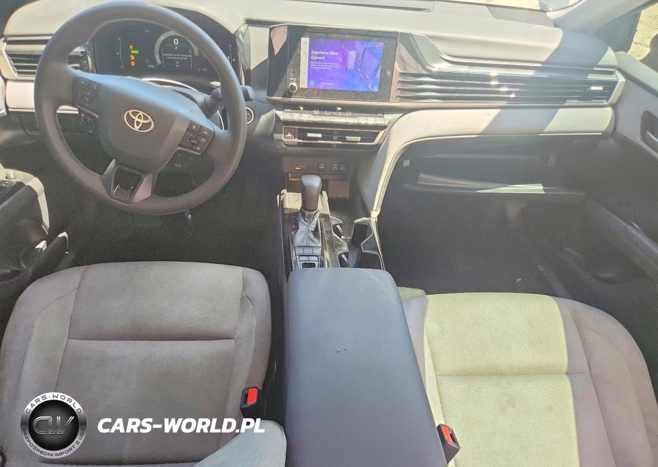 2025 Toyota Camry Le VIN:4T1DAACK5SU038607 - 8