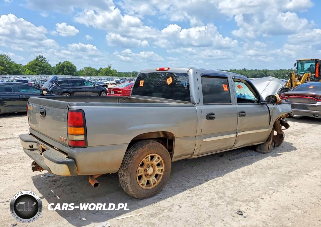2007 GMC New Sierra C1500 VIN:2GTEC13Z571105953 - 3