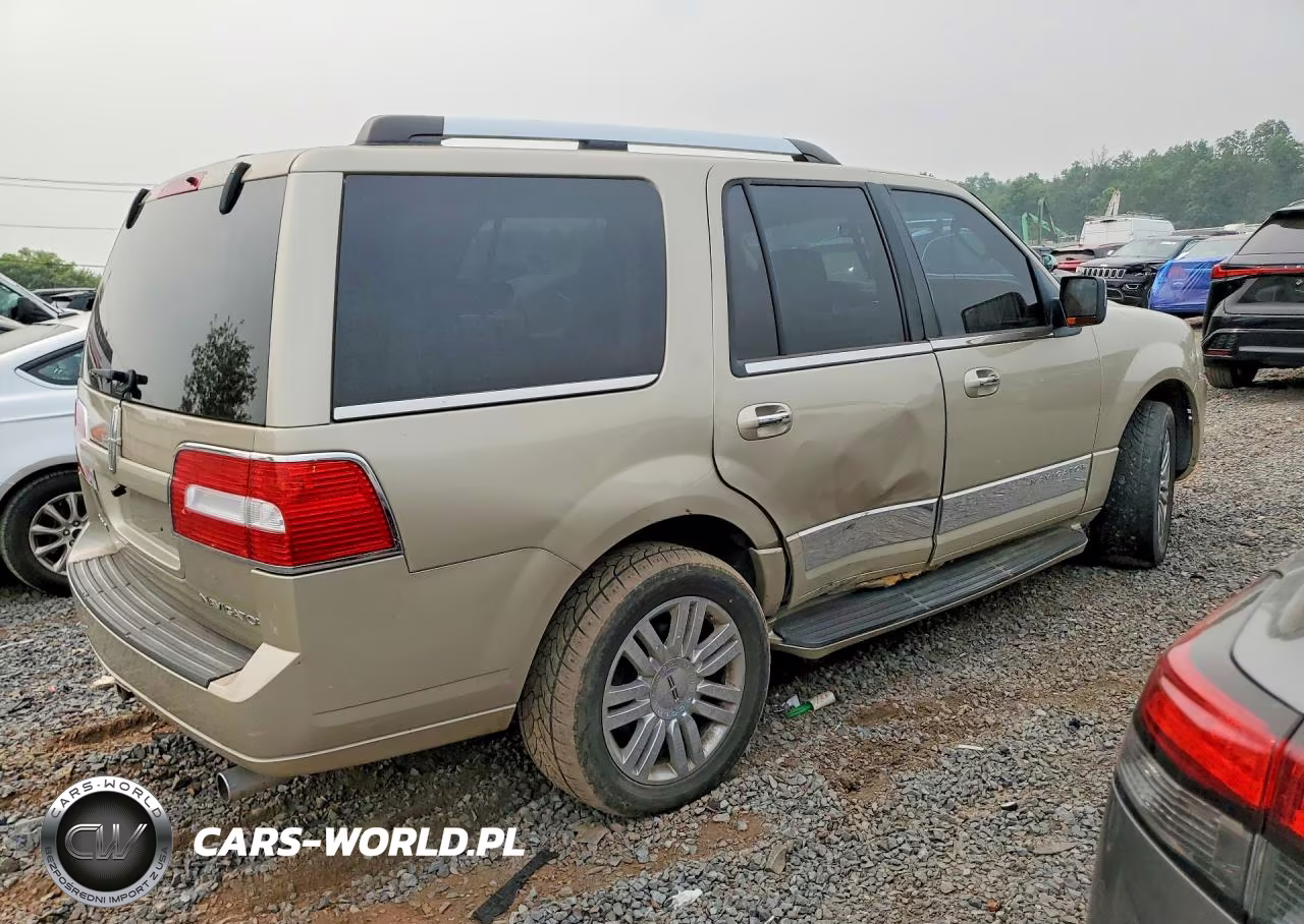 2008 Lincoln Navigator VIN:5LMFU28528LJ06107 - 3