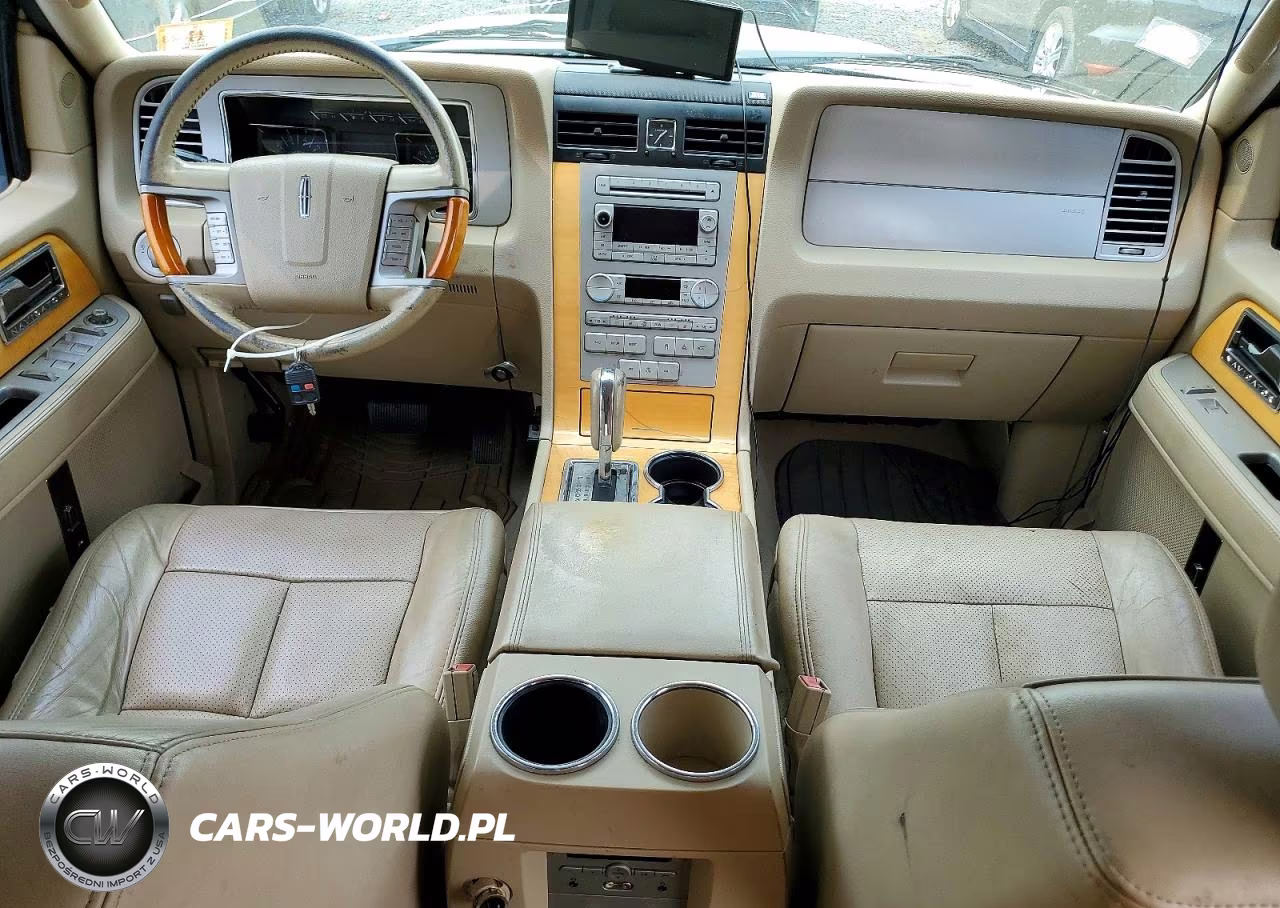 2008 Lincoln Navigator VIN:5LMFU28528LJ06107 - 8