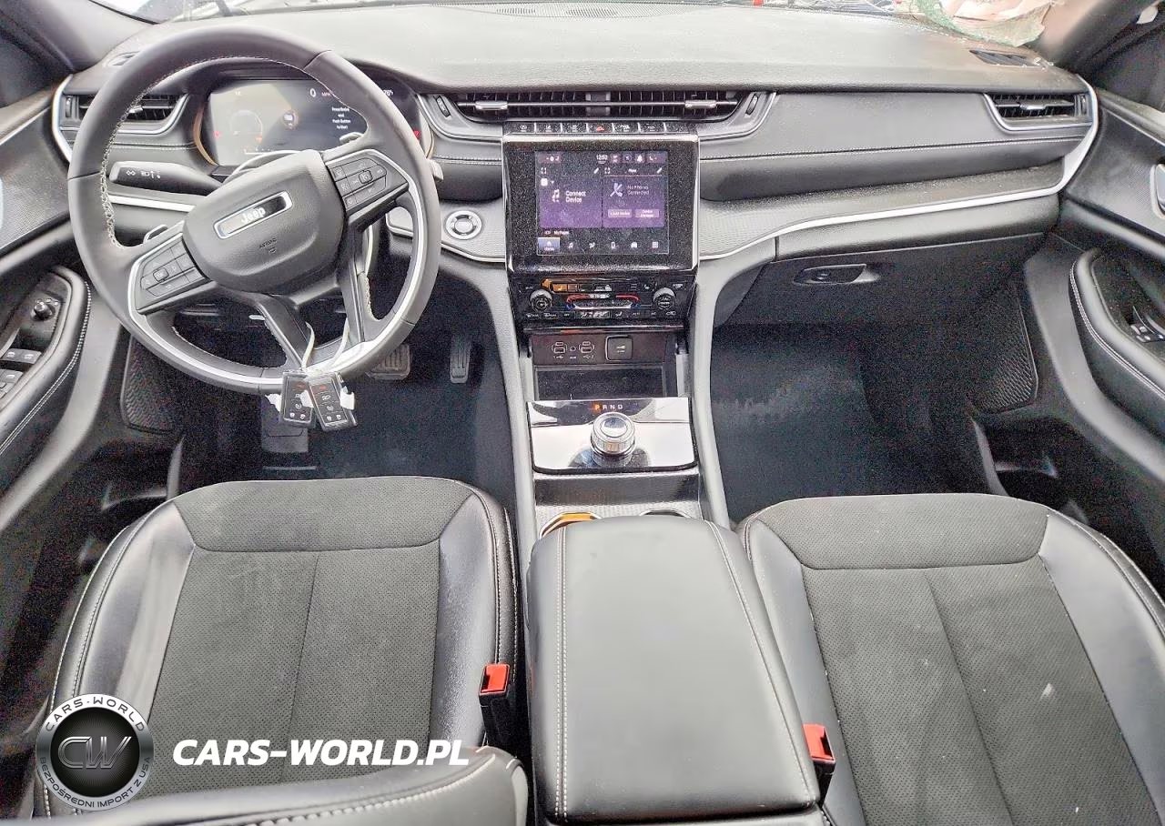 2025 Jeep Grand Cherokee Laredo VIN:1C4RJHAG4S8804319 - 8