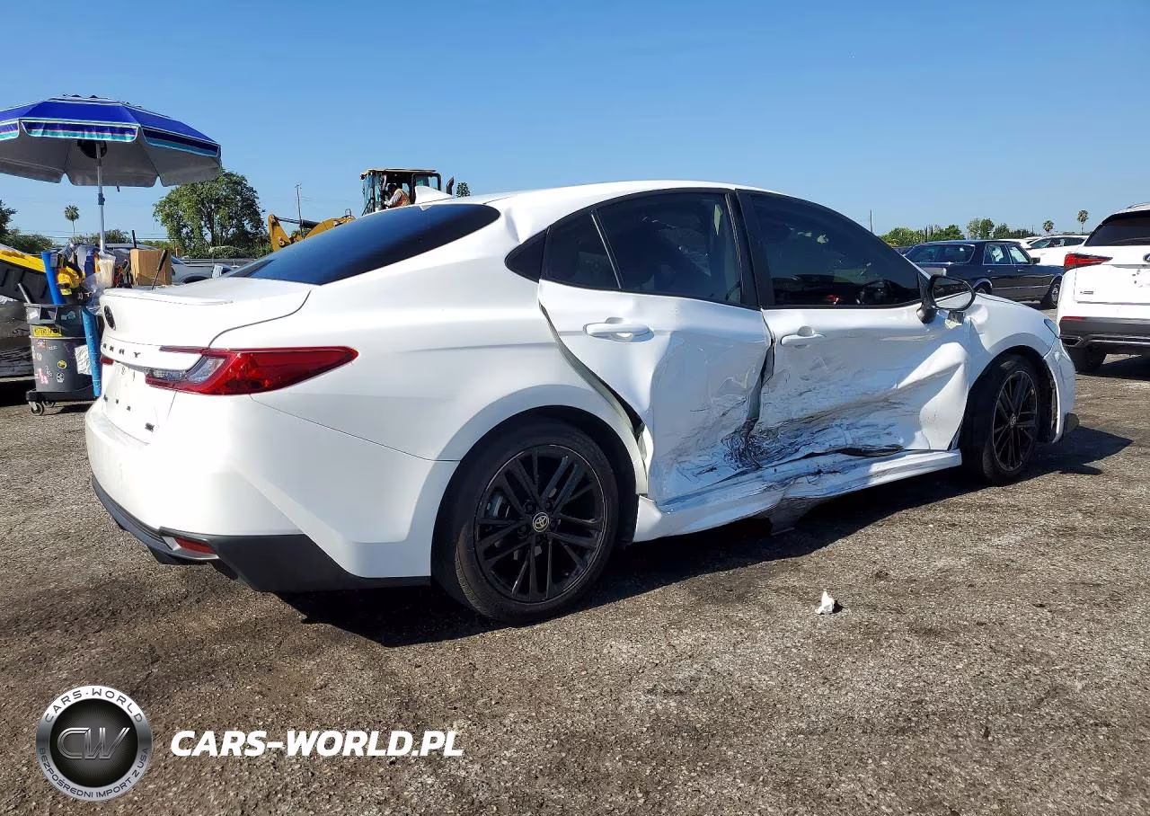 2025 Toyota Camry Se VIN:4T1DAACK2SU062444 - 3