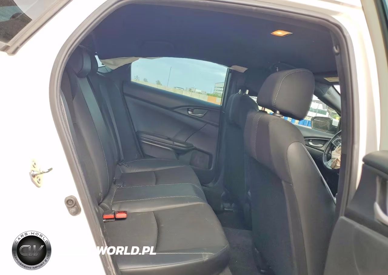 2019 Honda Civic Sport VIN:2HGFC2F86KH544433 - 10