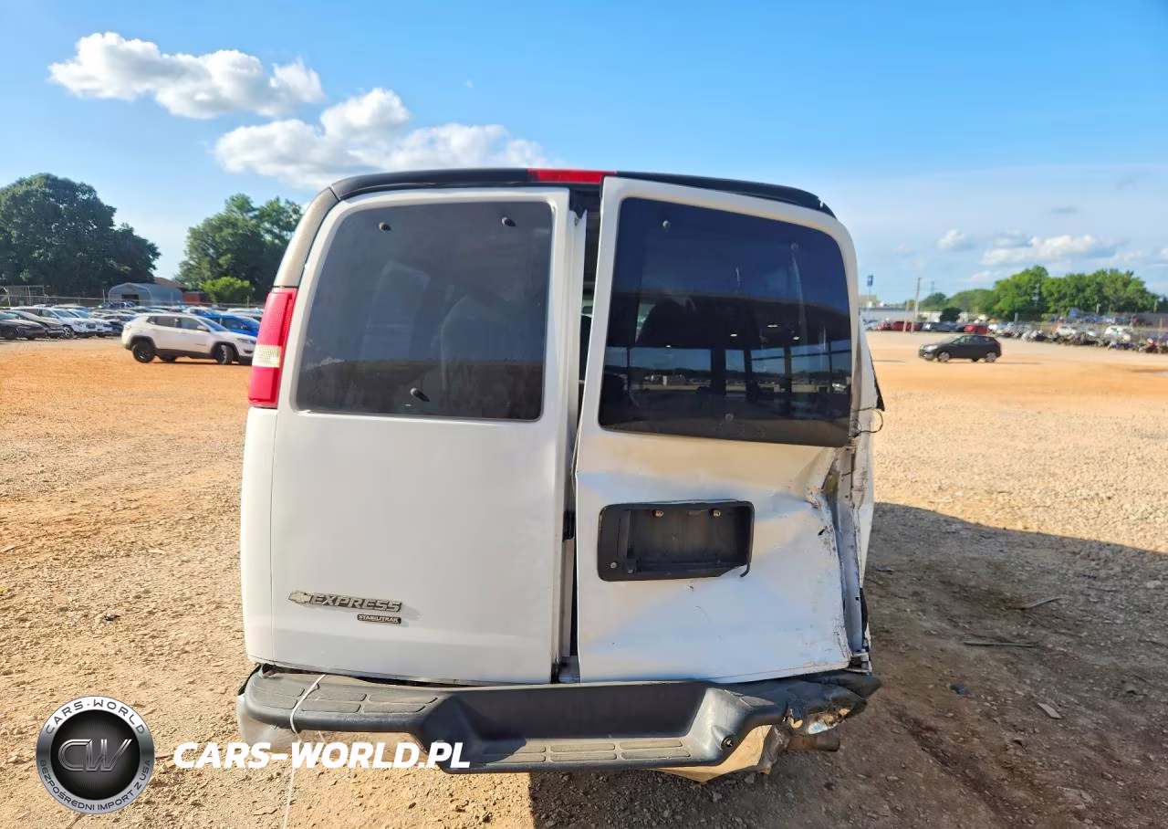 2015 Chevrolet Express G3500 Lt VIN:1GBZG1FF7F1232686 - 6