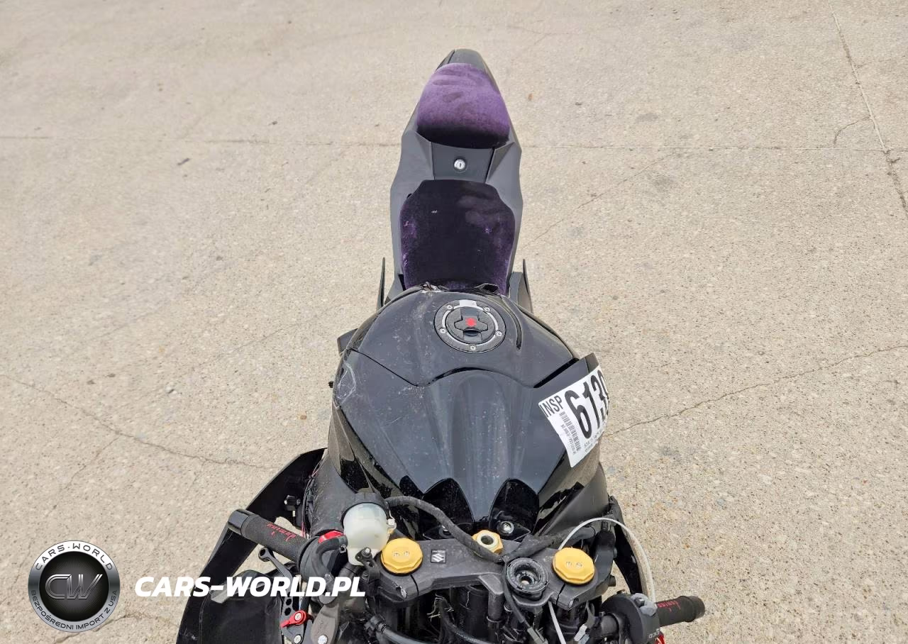 2020 Suzuki Gsx-R1000 VIN:JS1DM11B3L7100305 - 5