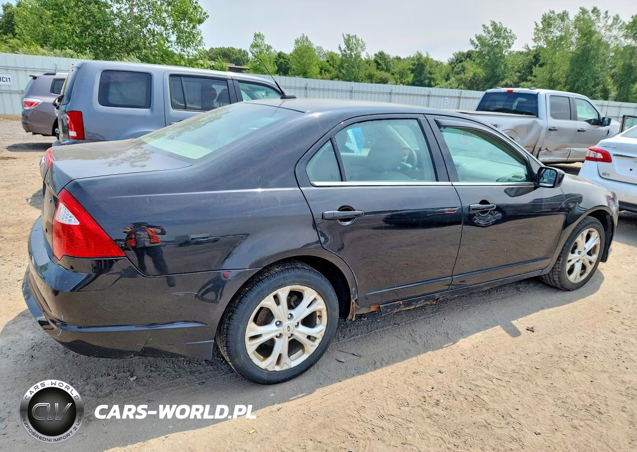 2012 Ford Fusion Se VIN:3FAHP0HA4CR418762 - 3