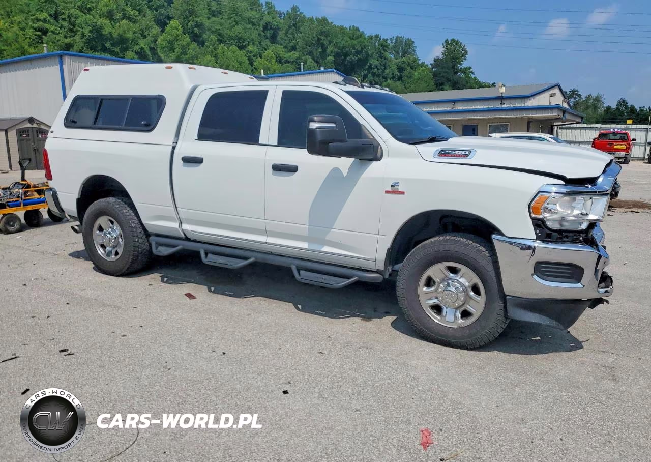 2023 Ram 2500 Tradesman VIN:3C6UR5CL7PG638026 - 4