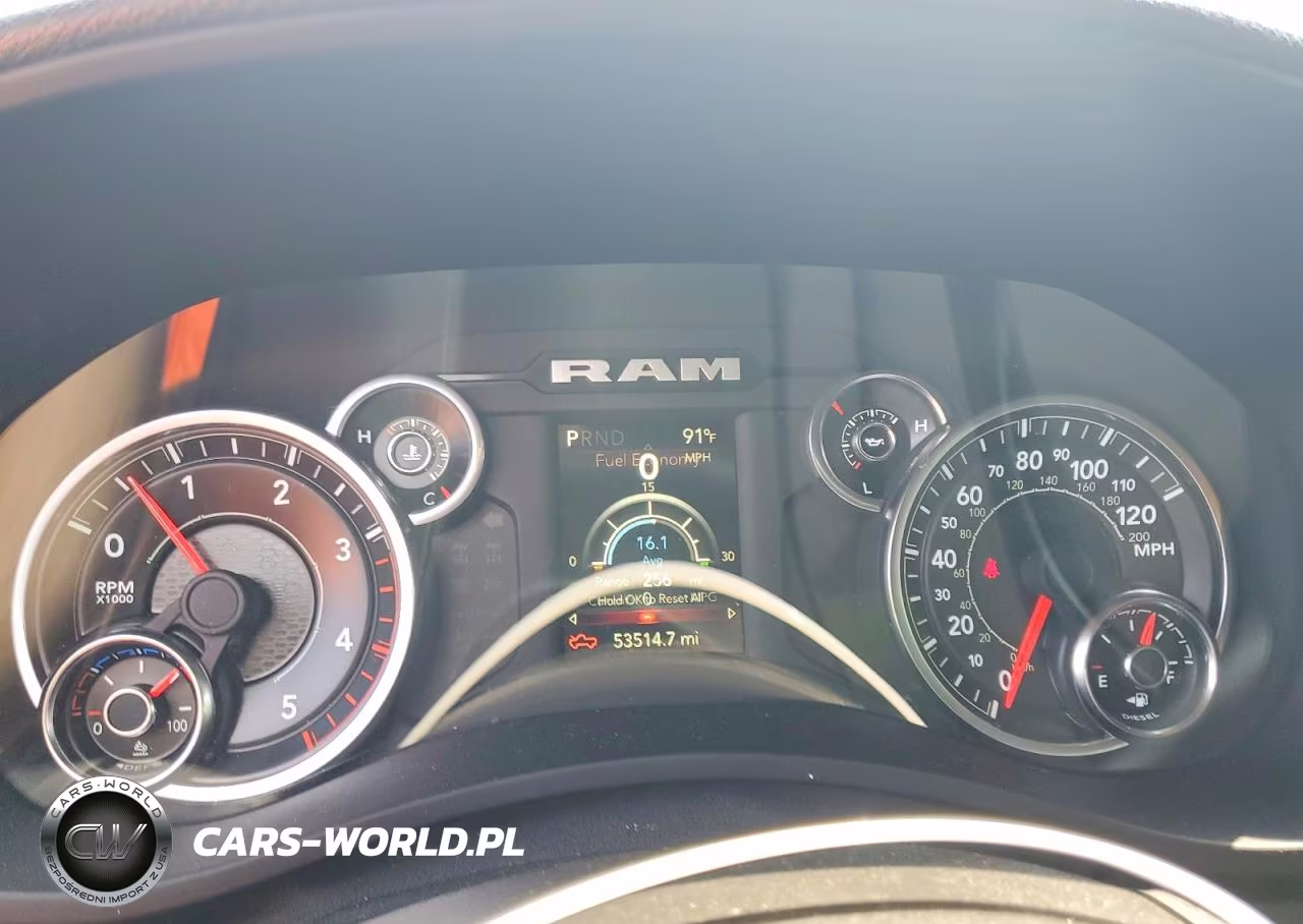2023 Ram 2500 Tradesman VIN:3C6UR5CL7PG638026 - 9
