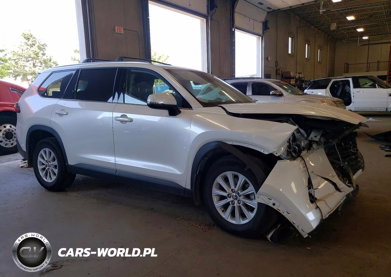 2025 Toyota Grand Highlander Hybrid Xle VIN:5TDACAB55SS051777 - 4