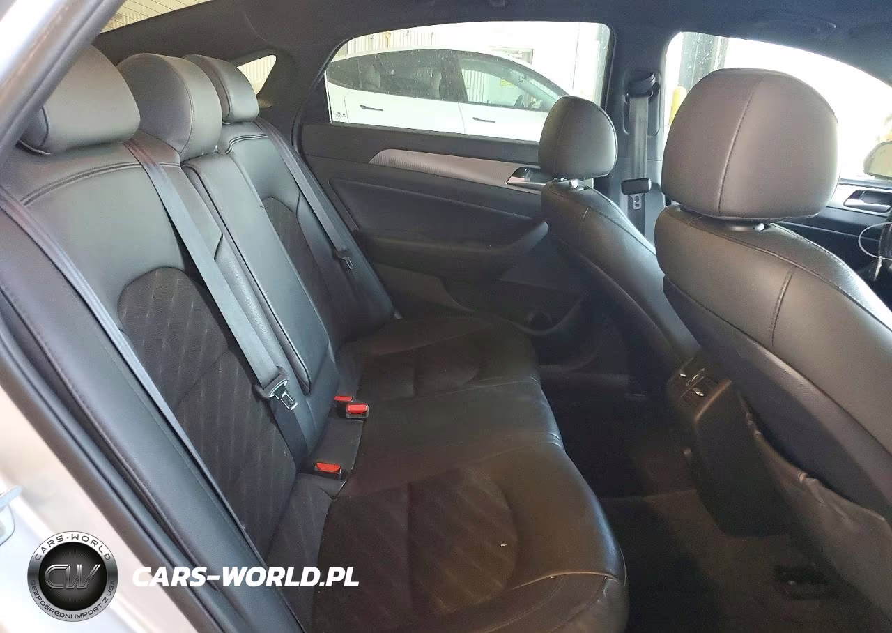 2018 Hyundai Sonata Sport+ VIN:5NPE34AF2JH712392 - 10