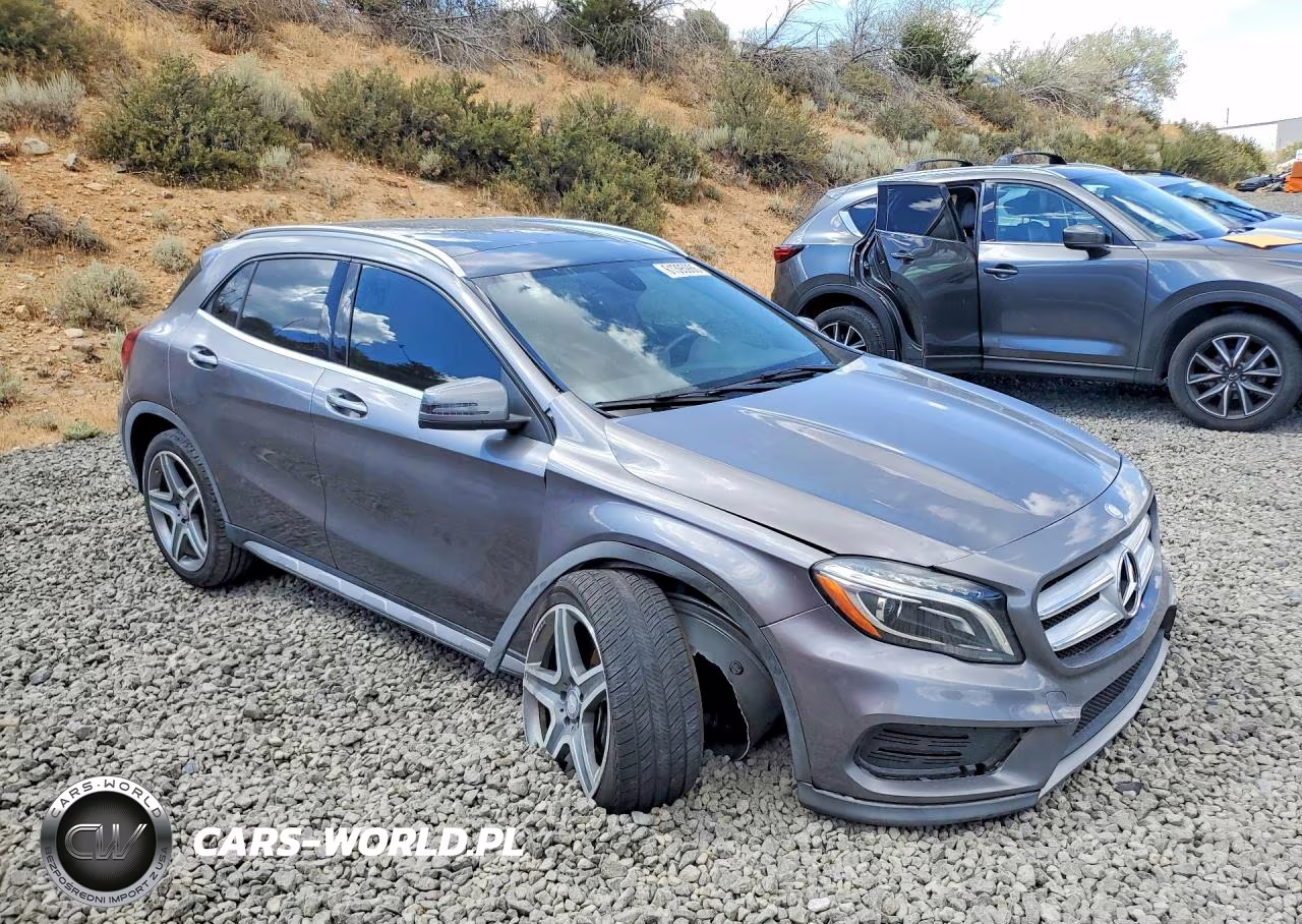 2015 Mercedes-Benz Gla 250 4Matic VIN:WDCTG4GB4FJ077104 - 4