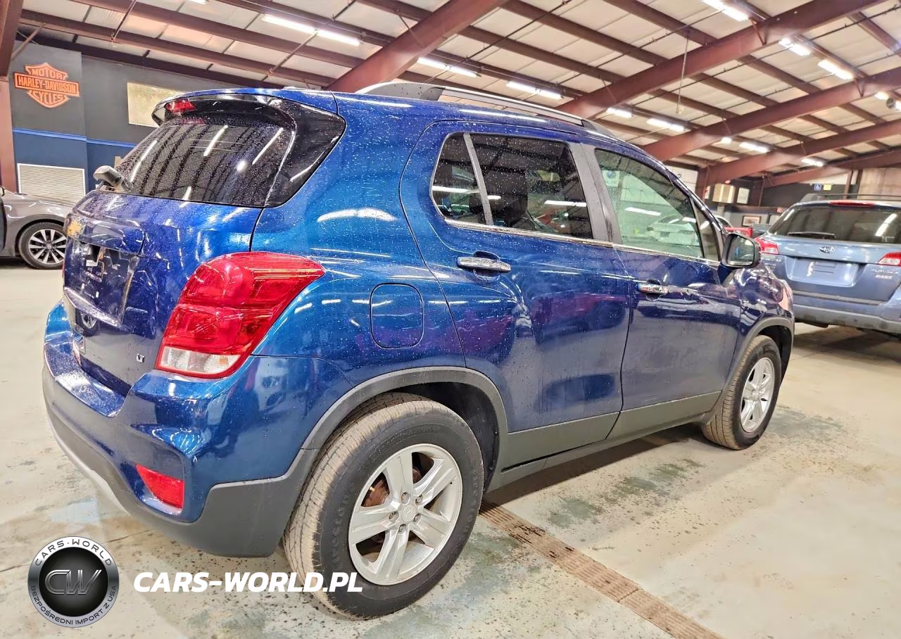 2019 Chevrolet Trax 1Lt VIN:3GNCJLSB2KL348731 - 3