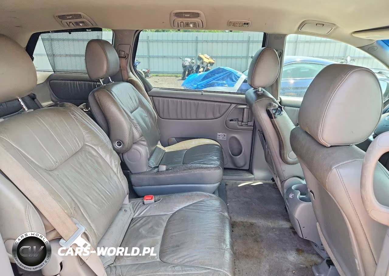 2010 Toyota Sienna Xle VIN:5TDYK4CC4AS295418 - 11