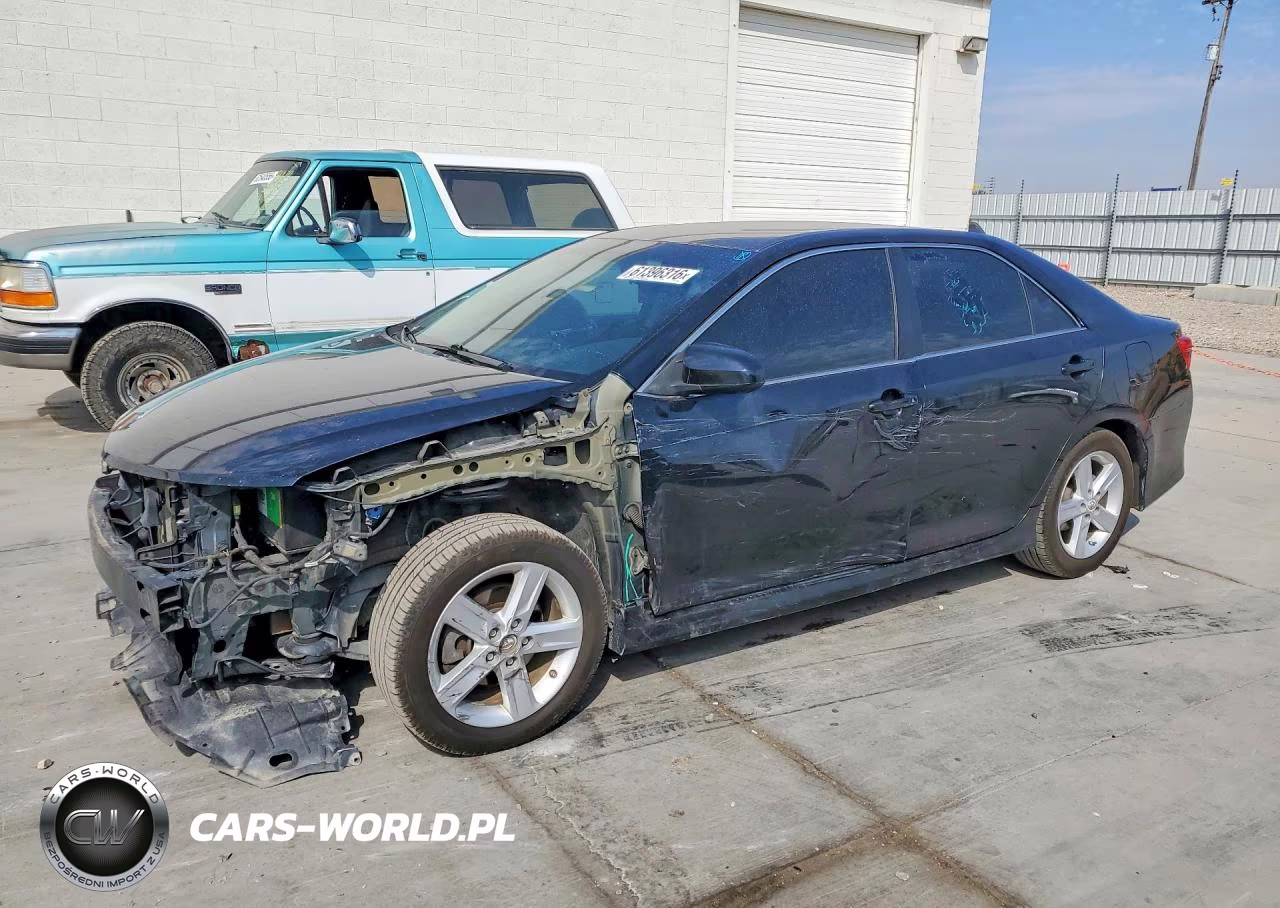 2012 Toyota Camry Se – zdjęcie 1 z 13