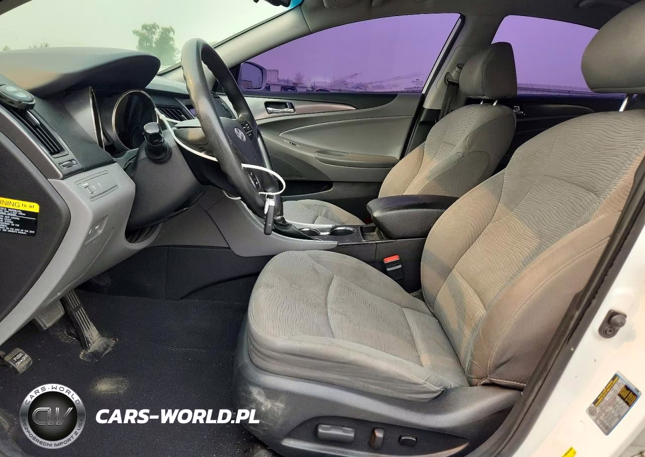 2012 Hyundai Sonata Hybrid VIN:KMHEC4A49CA024541 - 7