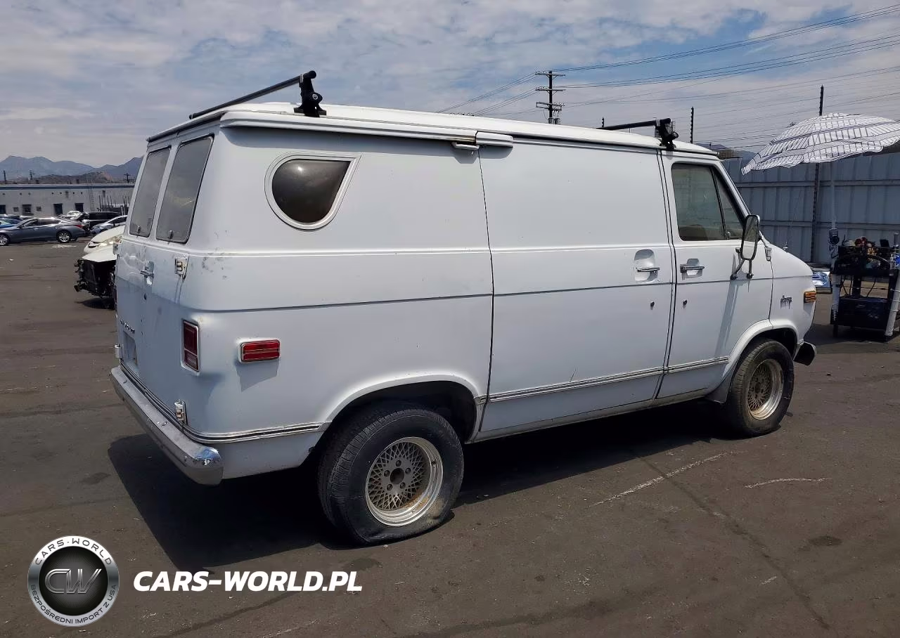 1974 Chevrolet Van VIN:CGY154U135949 - 3