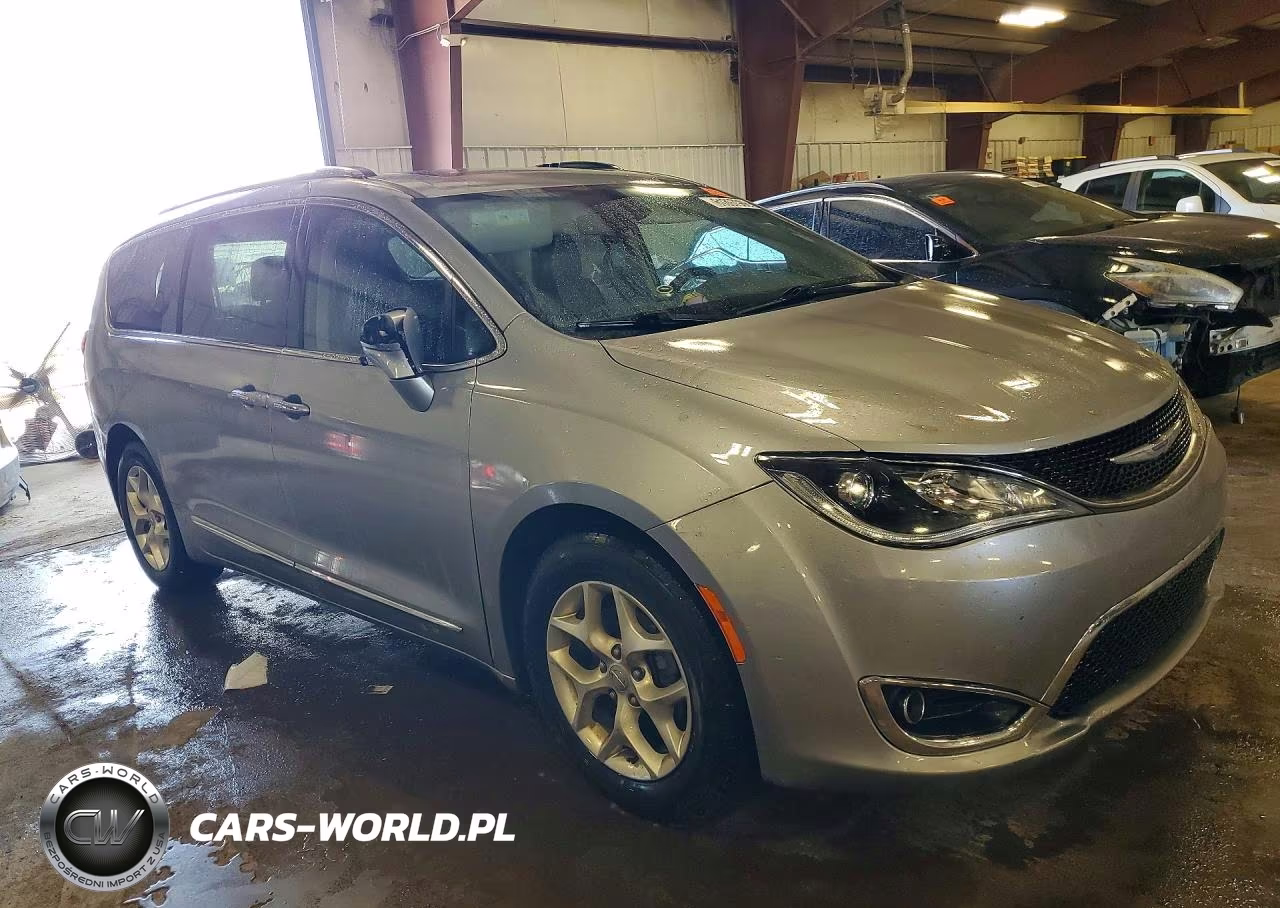 2020 Chrysler Pacifica Limited VIN:2C4RC1GG9LR235658 - 4