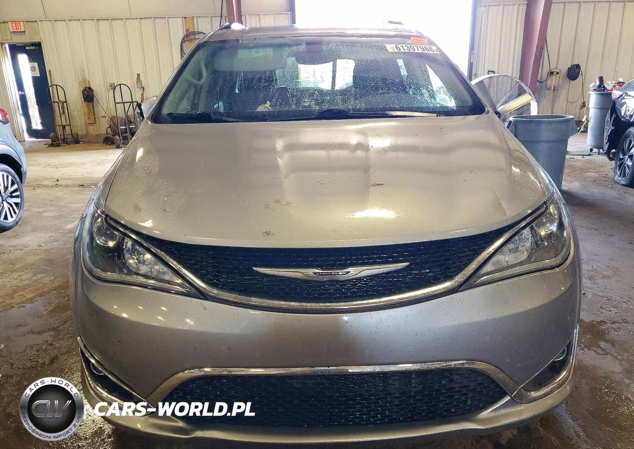 2020 Chrysler Pacifica Limited VIN:2C4RC1GG9LR235658 - 5