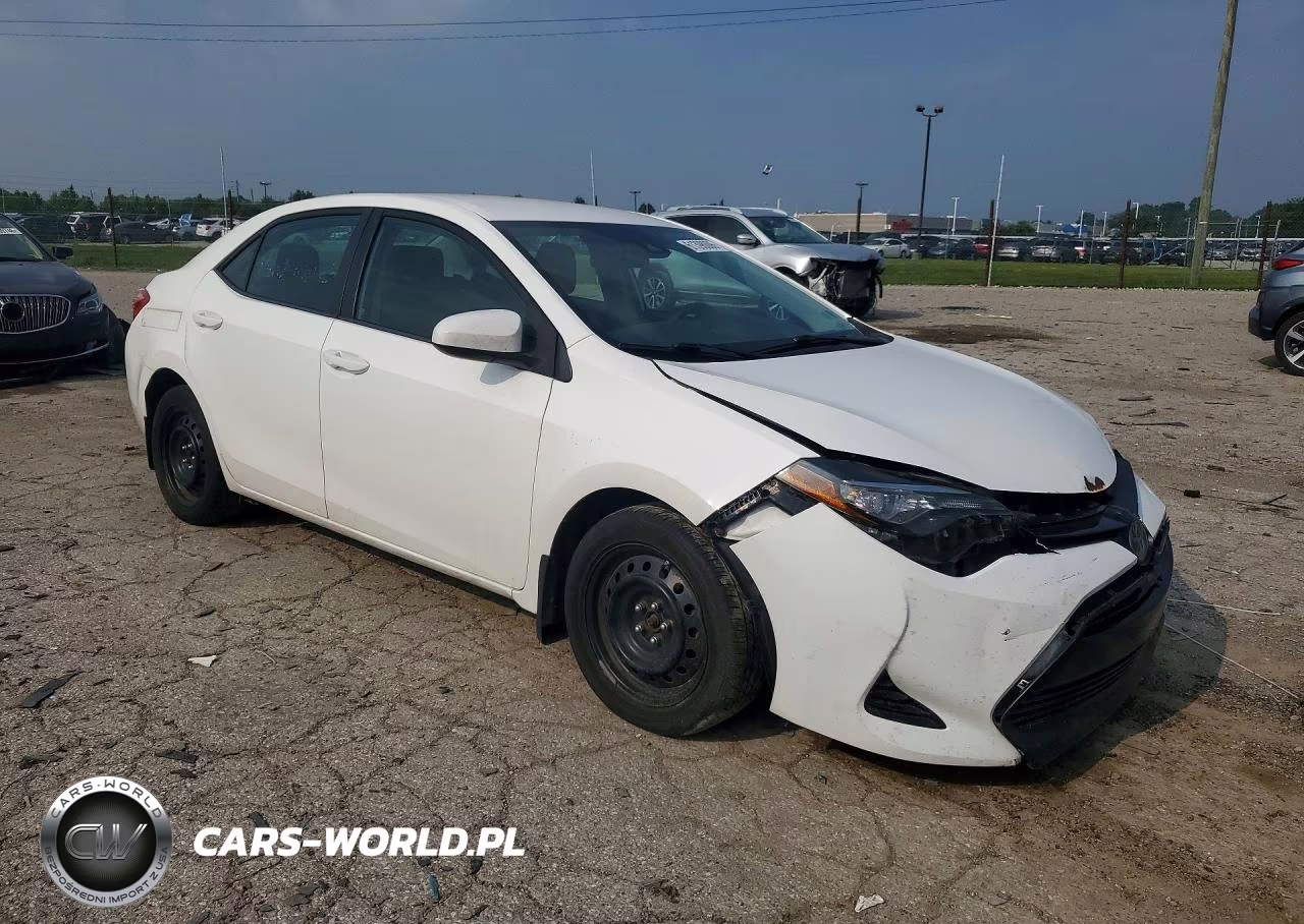 2017 Toyota Corolla Le VIN:2T1BURHE6HC754037 - 4