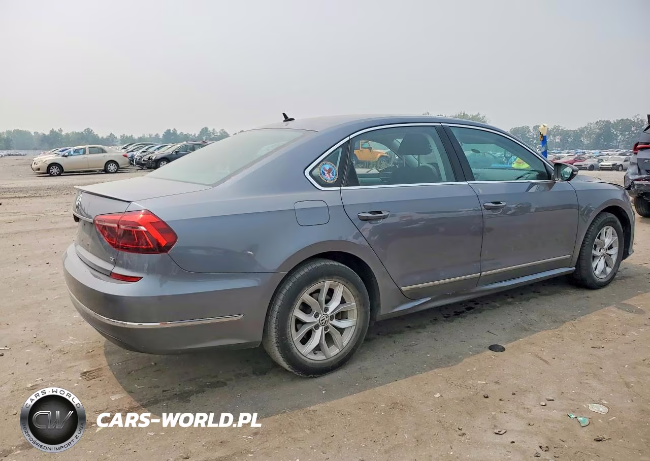 2017 Volkswagen Passat S VIN:1VWAT7A36HC032147 - 3