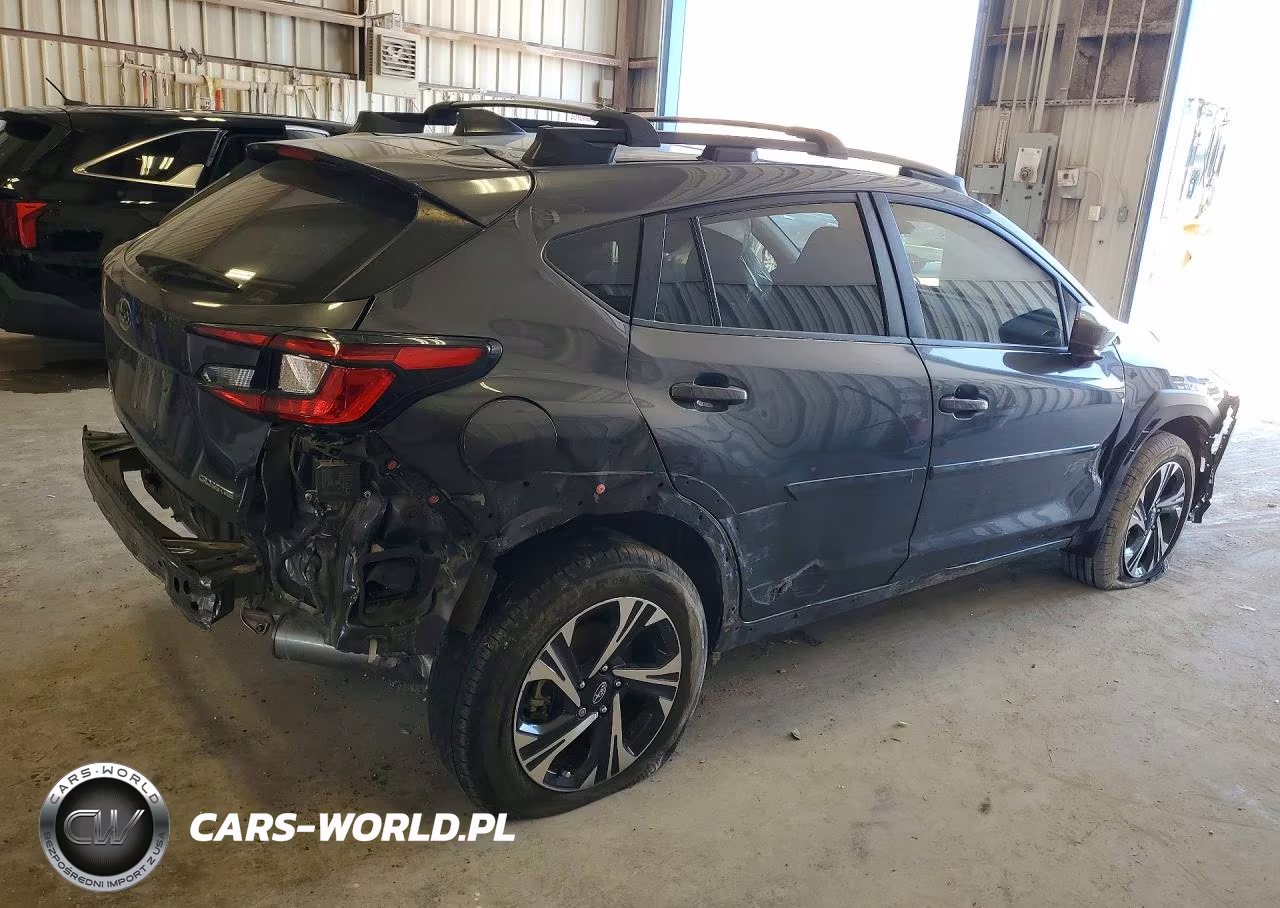 2024 Subaru Crosstrek Premium VIN:JF2GUADC3RH210931 - 3