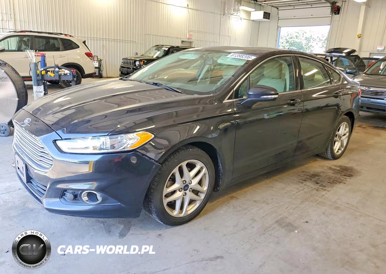 2014 Ford Fusion – zdjęcie 1 z 12