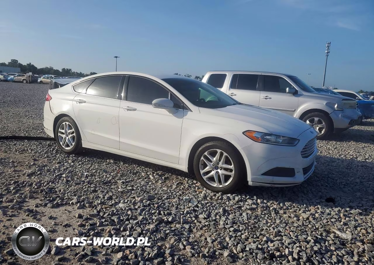 2013 Ford Fusion Se VIN:3FA6P0H7XDR337925 - 4