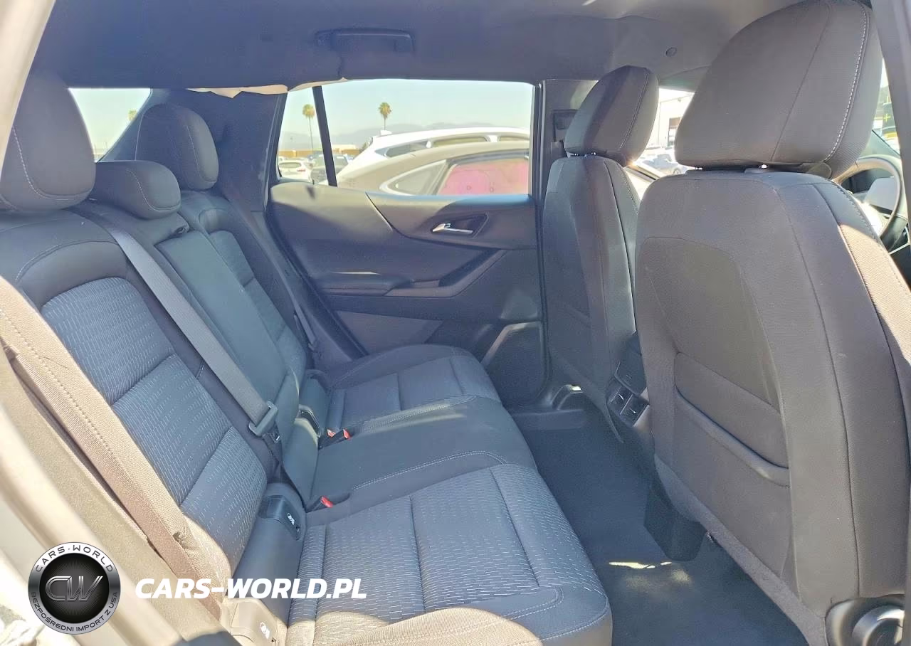 2025 Chevrolet Equinox Lt VIN:3GNAXHEG5SL323476 - 11