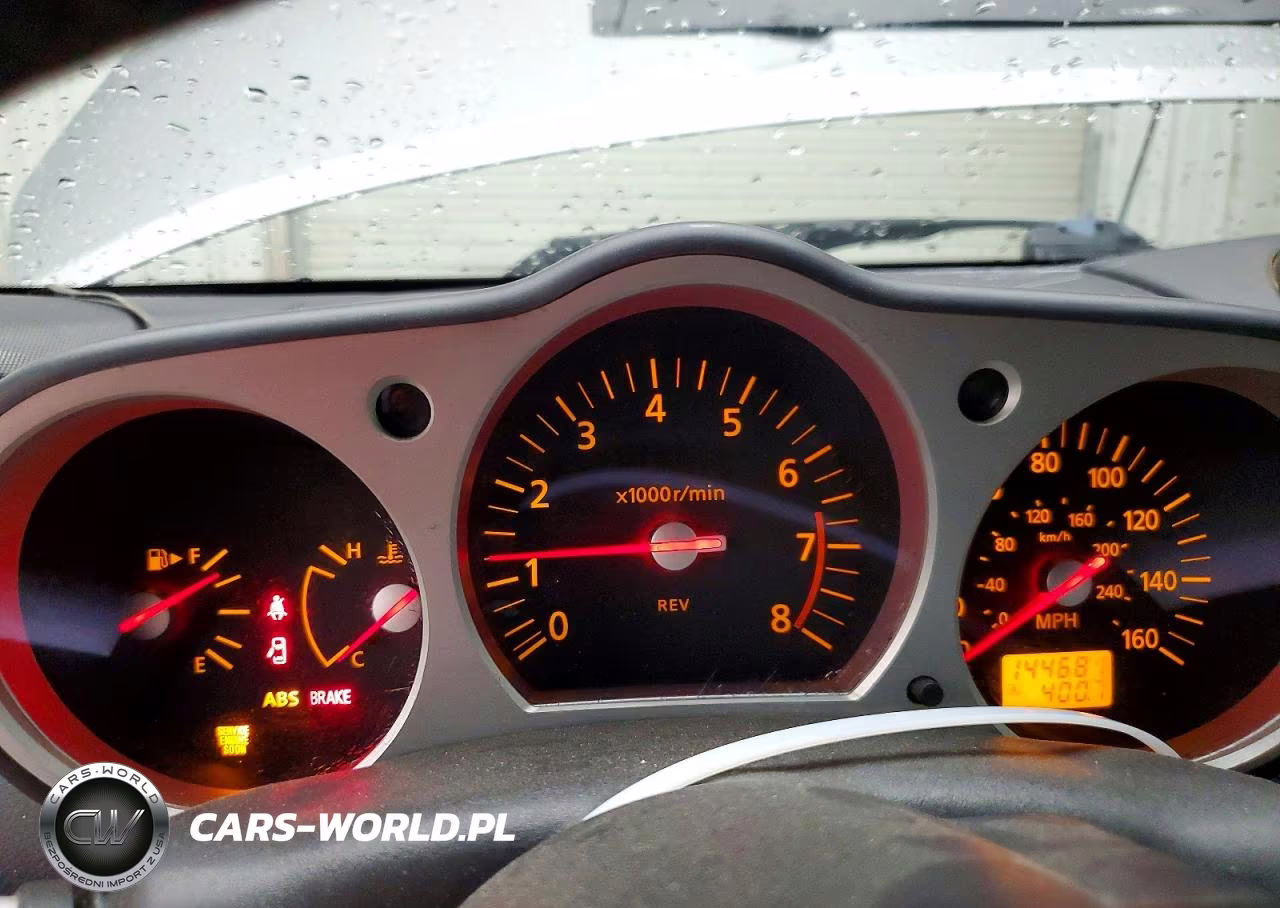 2004 Nissan 350Z Coupe VIN:JN1AZ34D14T166317 - 9