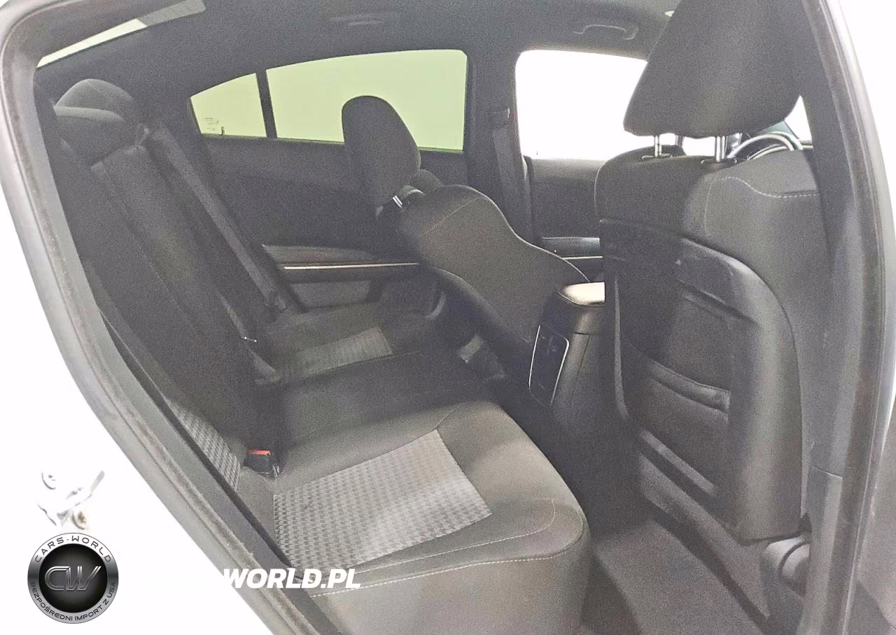 2019 Dodge Charger Scat Pack VIN:2C3CDXGJ5KH753910 - 10