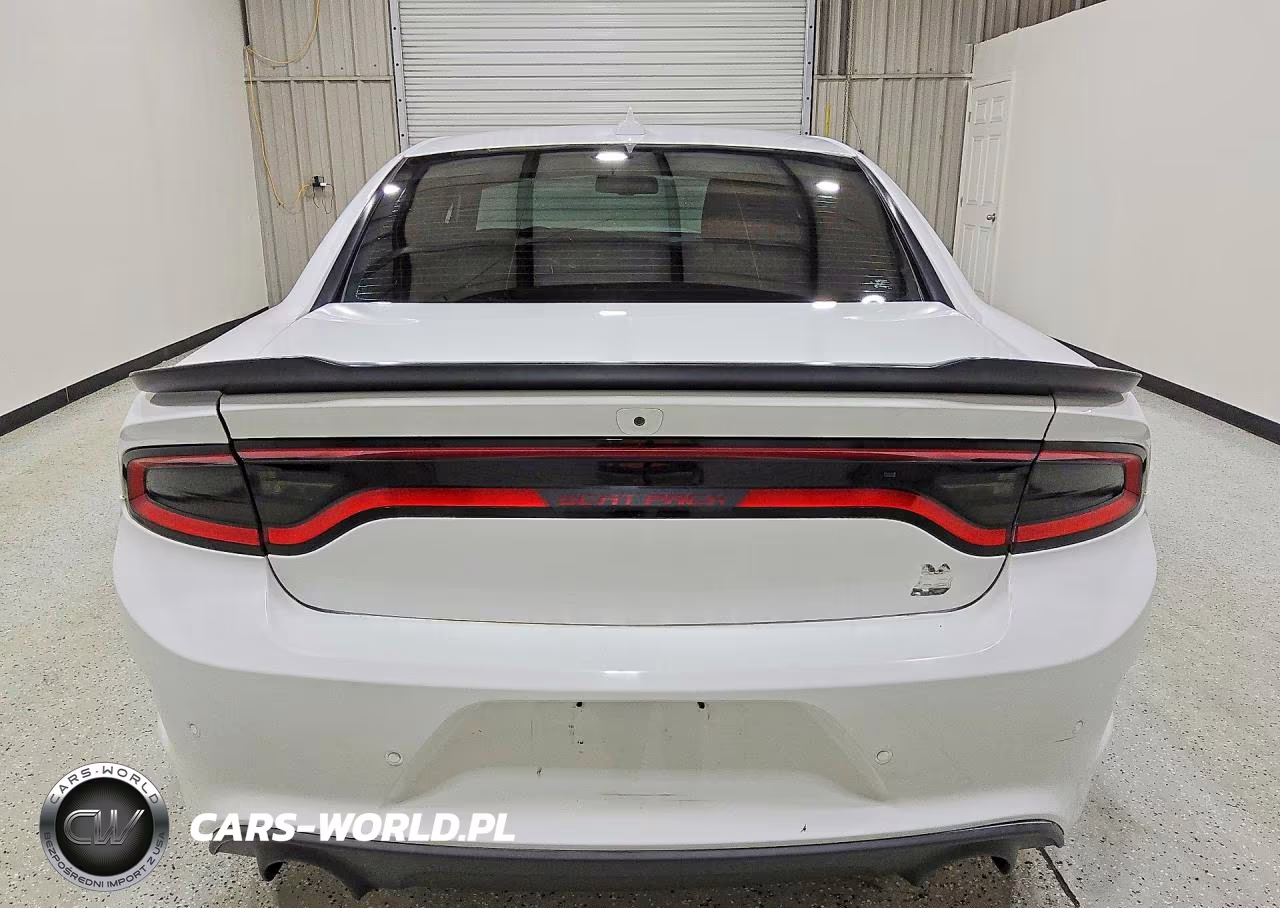 2019 Dodge Charger Scat Pack VIN:2C3CDXGJ5KH753910 - 6