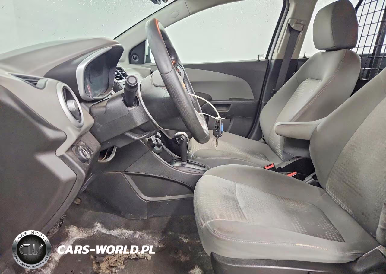 2020 Chevrolet Sonic VIN:1G1JG6SBXL4135834 - 7