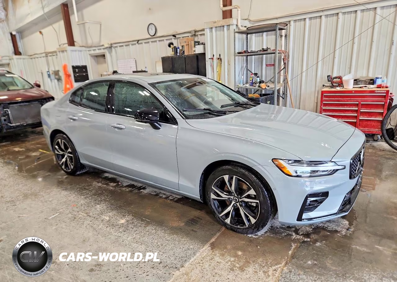 2025 Volvo S60 Plus VIN:7JRL12GCXSG365898 - 4