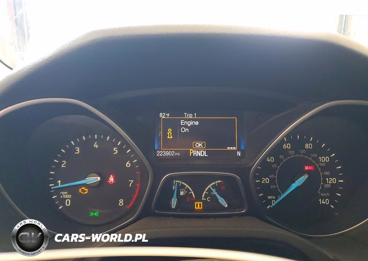 2016 Ford Focus Se VIN:1FADP3K20GL247546 - 9