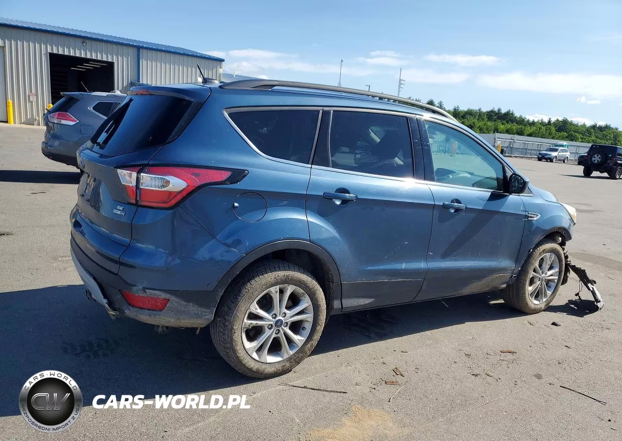 2018 Ford Escape Se VIN:1FMCU9GD0JUB33183 - 3