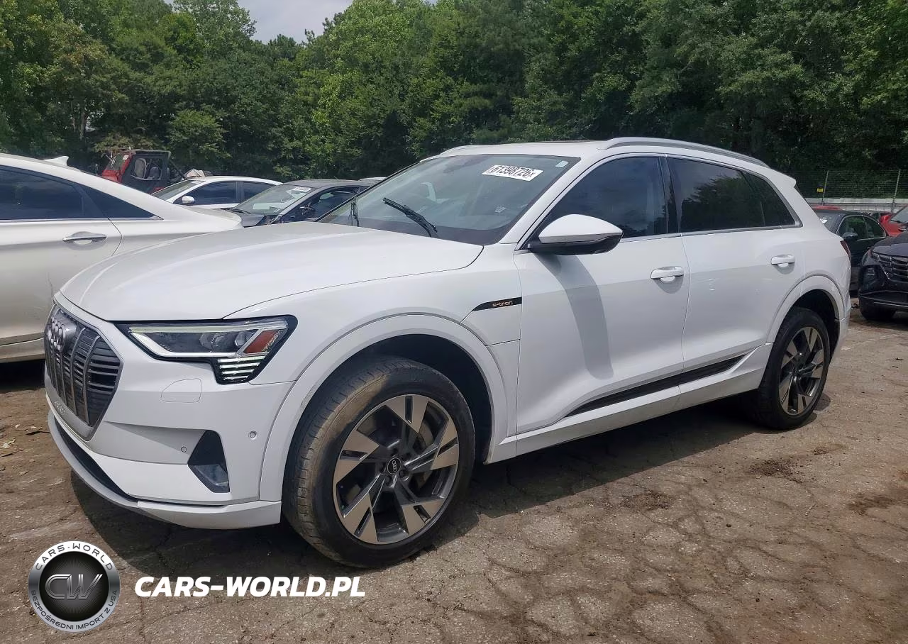 2021 Audi E-Tron Premium Plus