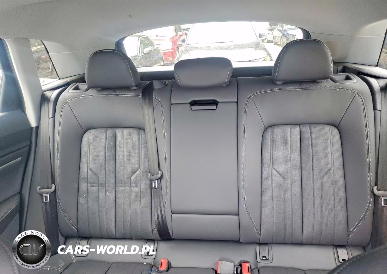 2021 Audi E-Tron Premium Plus VIN:WA1LAAGEXMB024151 - 10