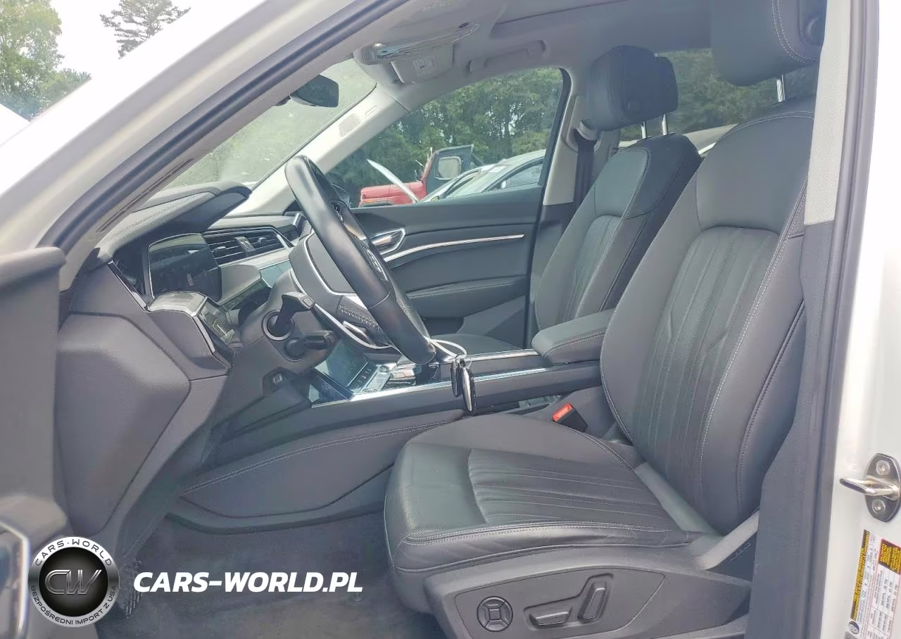 2021 Audi E-Tron Premium Plus VIN:WA1LAAGEXMB024151 - 7